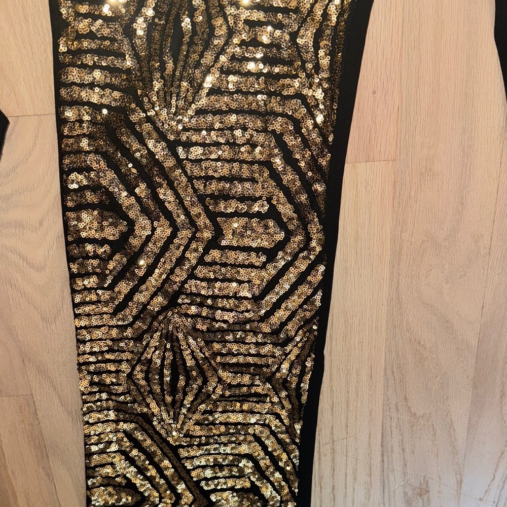 Gold and Black Wide Leg Pants - Picture 3 of 16